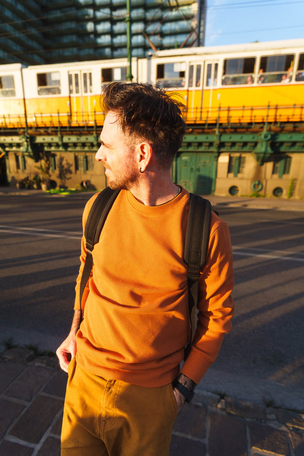 HIVE CREWNECK / BRICK
