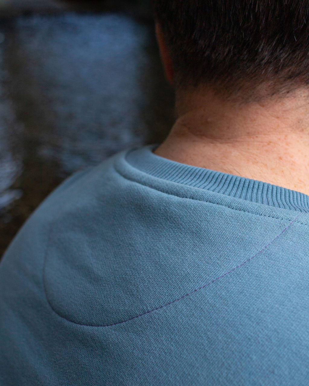 CORE CREWNECK/ AIR