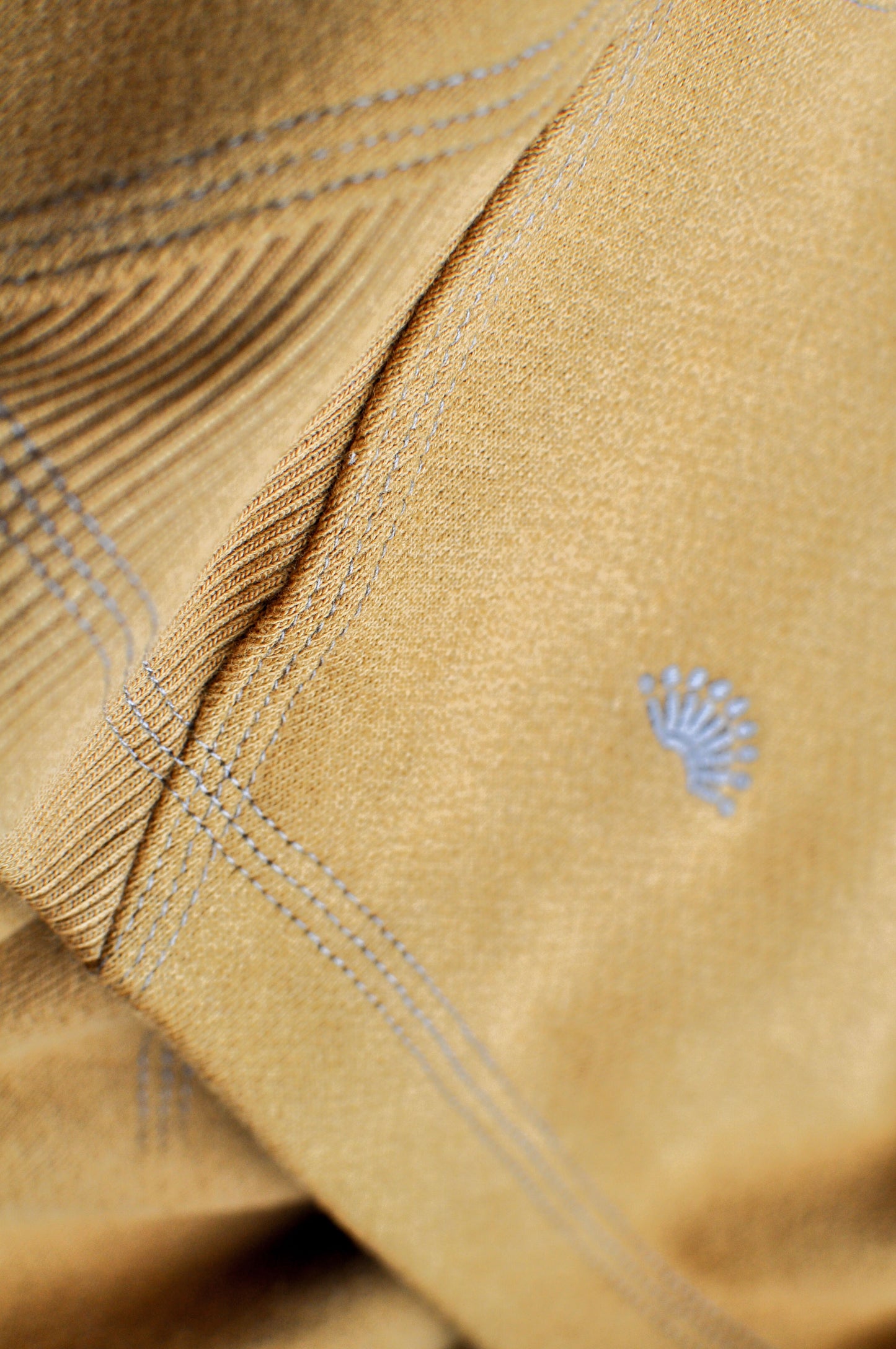 EDGE HEAVY SWEATSHIRT / ALMOND