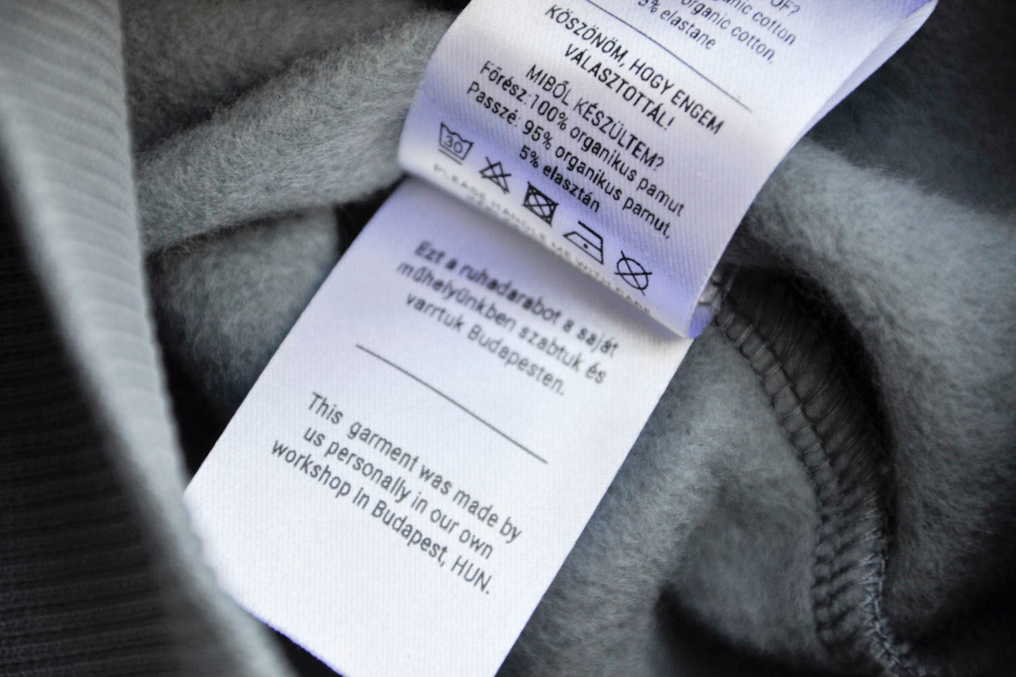 FUNNEL NECK SWEATSHIRT / AIR