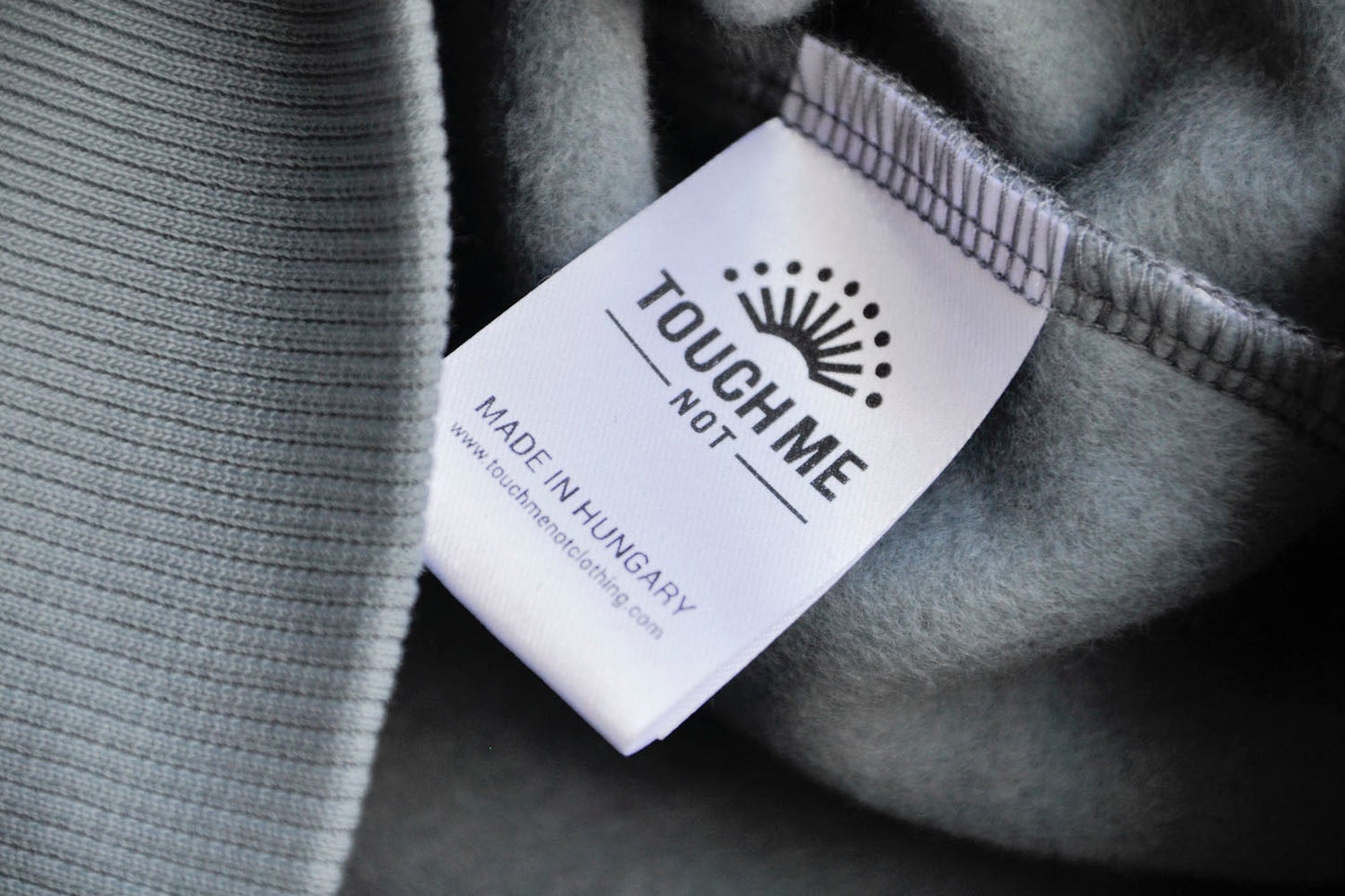 FUNNEL NECK SWEATSHIRT / AIR