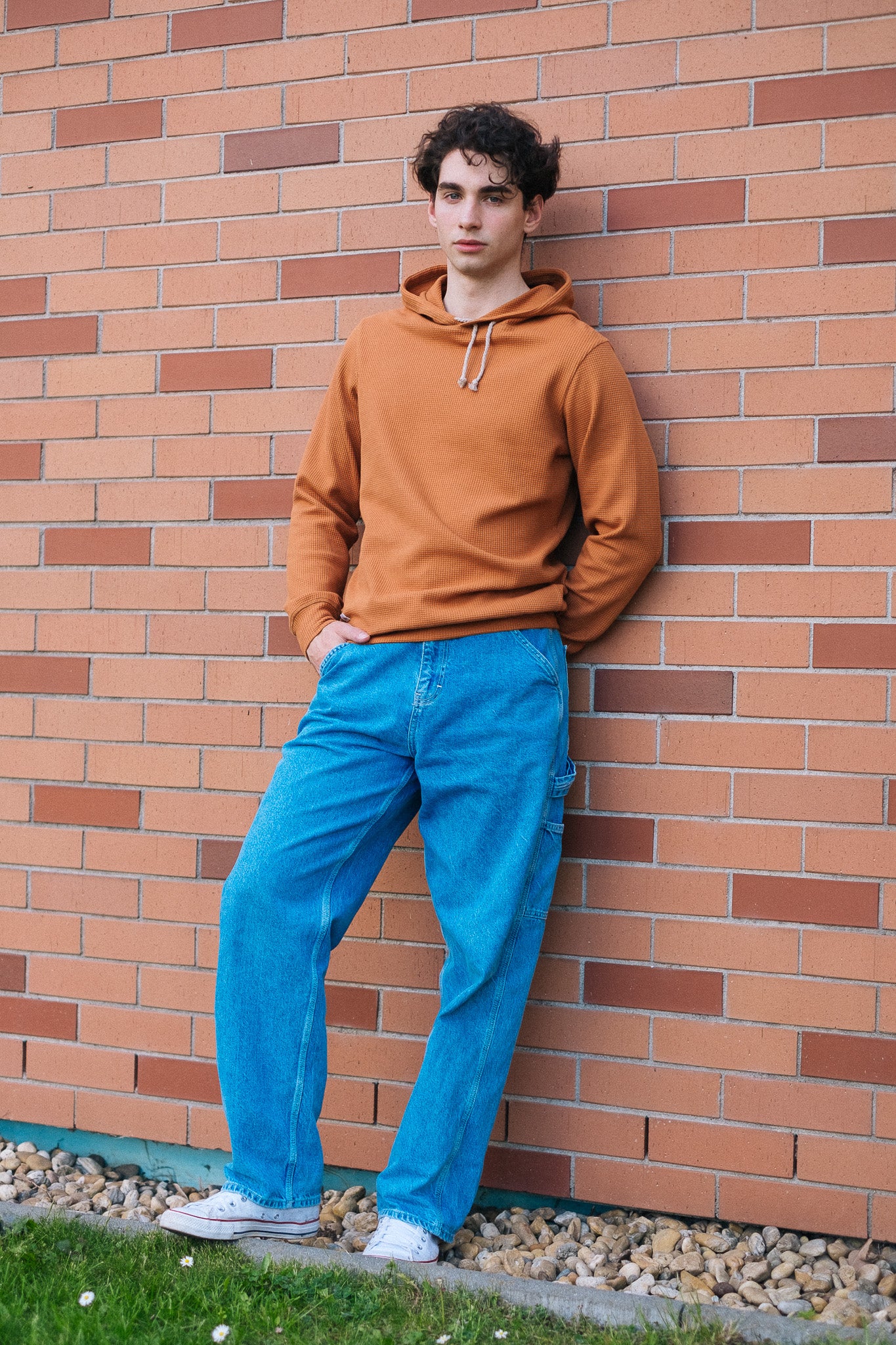 HIVE HOODIE / BRICK