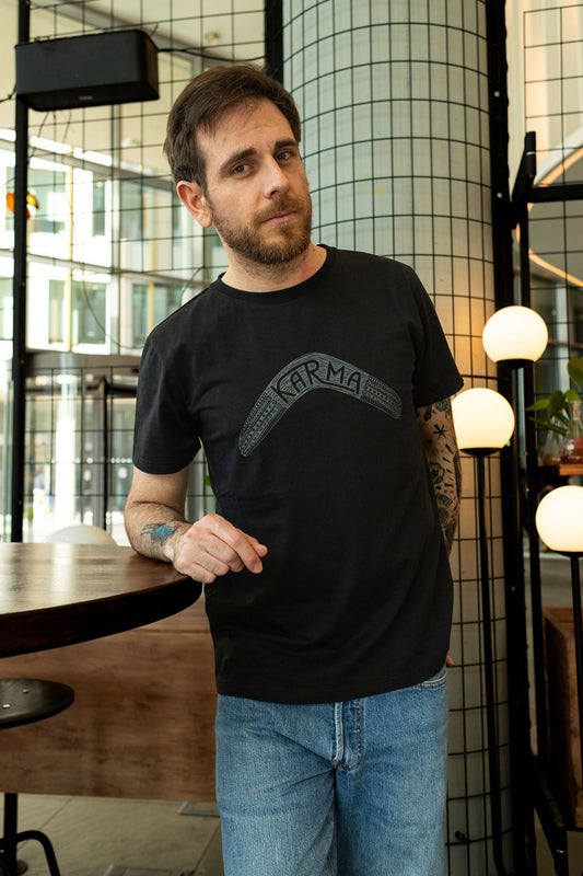 KARMA TEE / BLACK