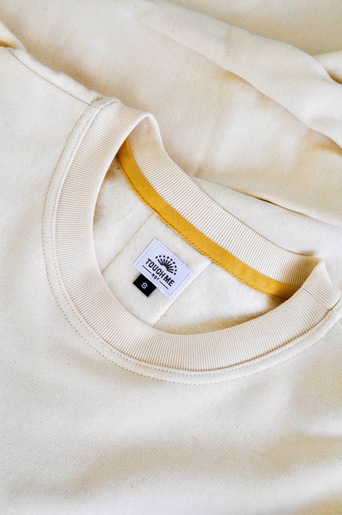 BUTTONS SWEATSHIRT / ECRU