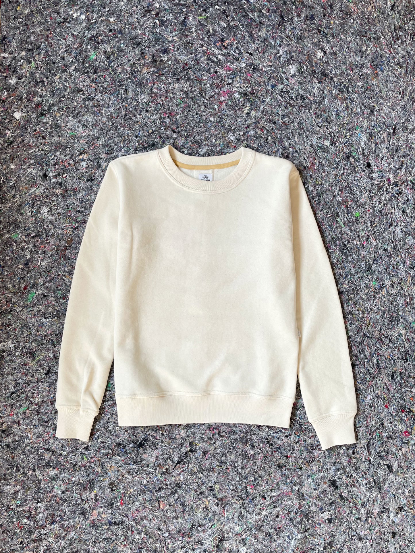 BUTTONS SWEATSHIRT / ECRU