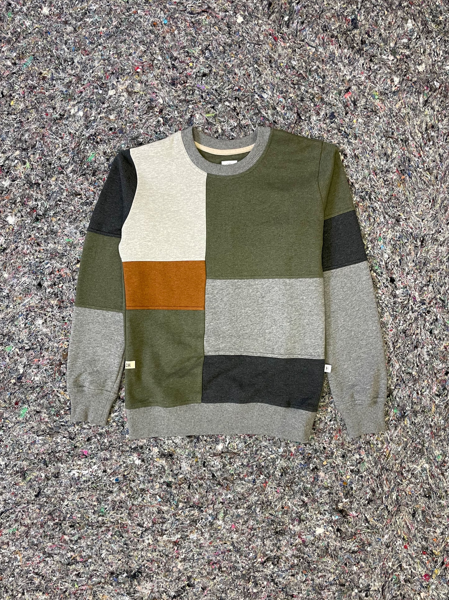 PATCH CREWNECK WOMEN'S / RUST-MOSS