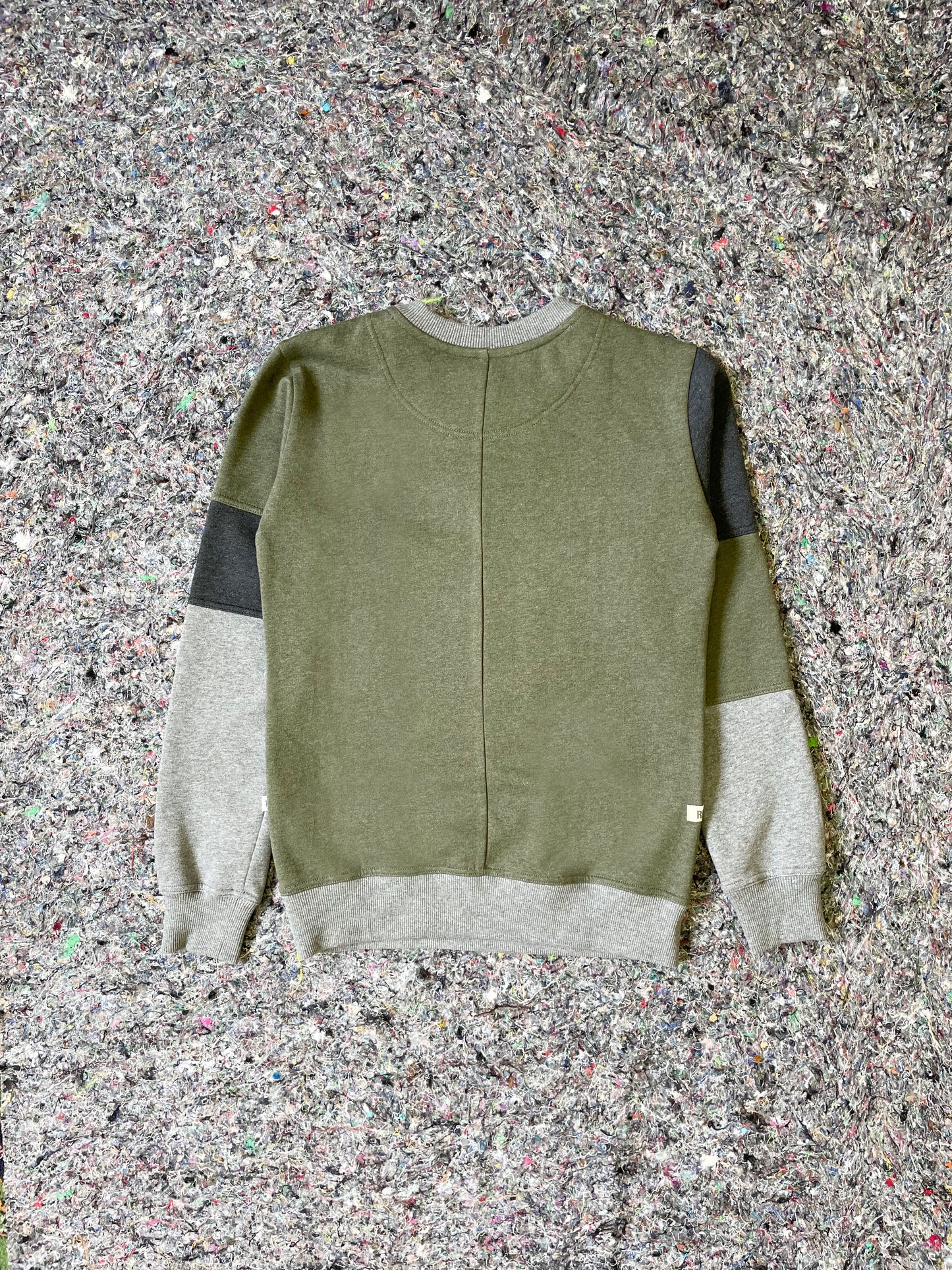 PATCH CREWNECK WOMEN'S / RUST-MOSS