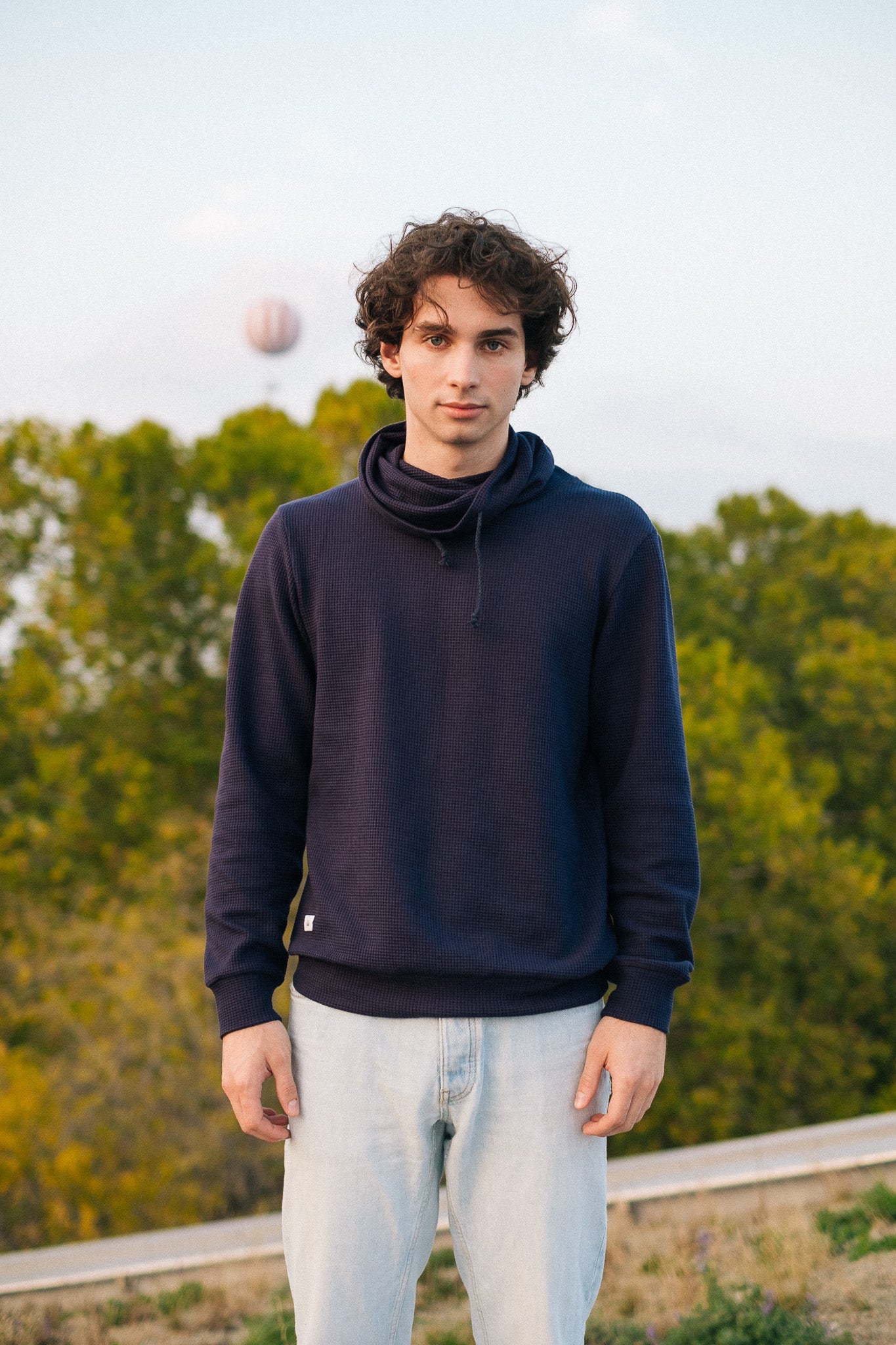HIVE TUBE NECK SWEATSHIRT / NAVY