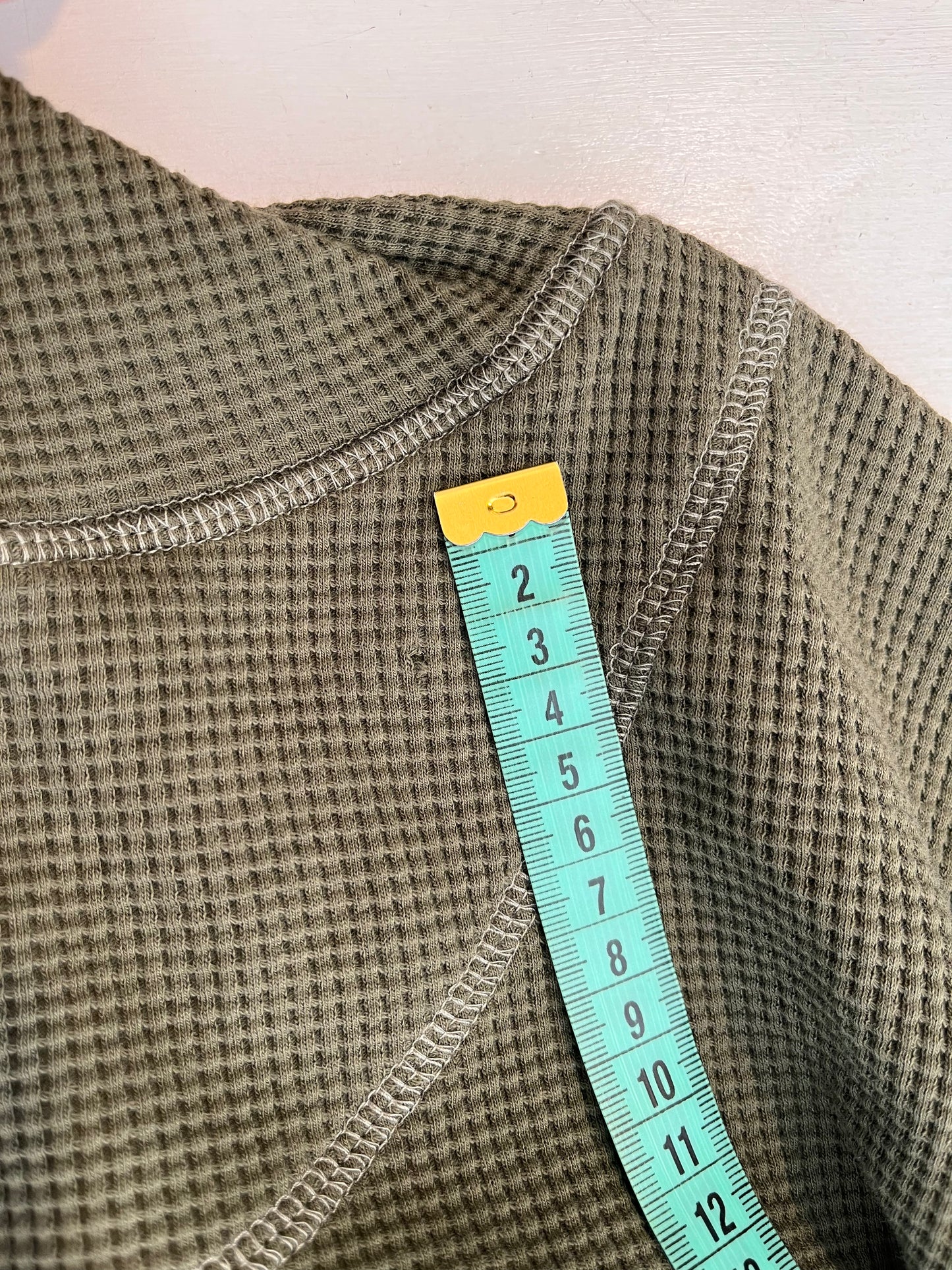 HIVE HOODIE / OLIVE 1 / imperfect