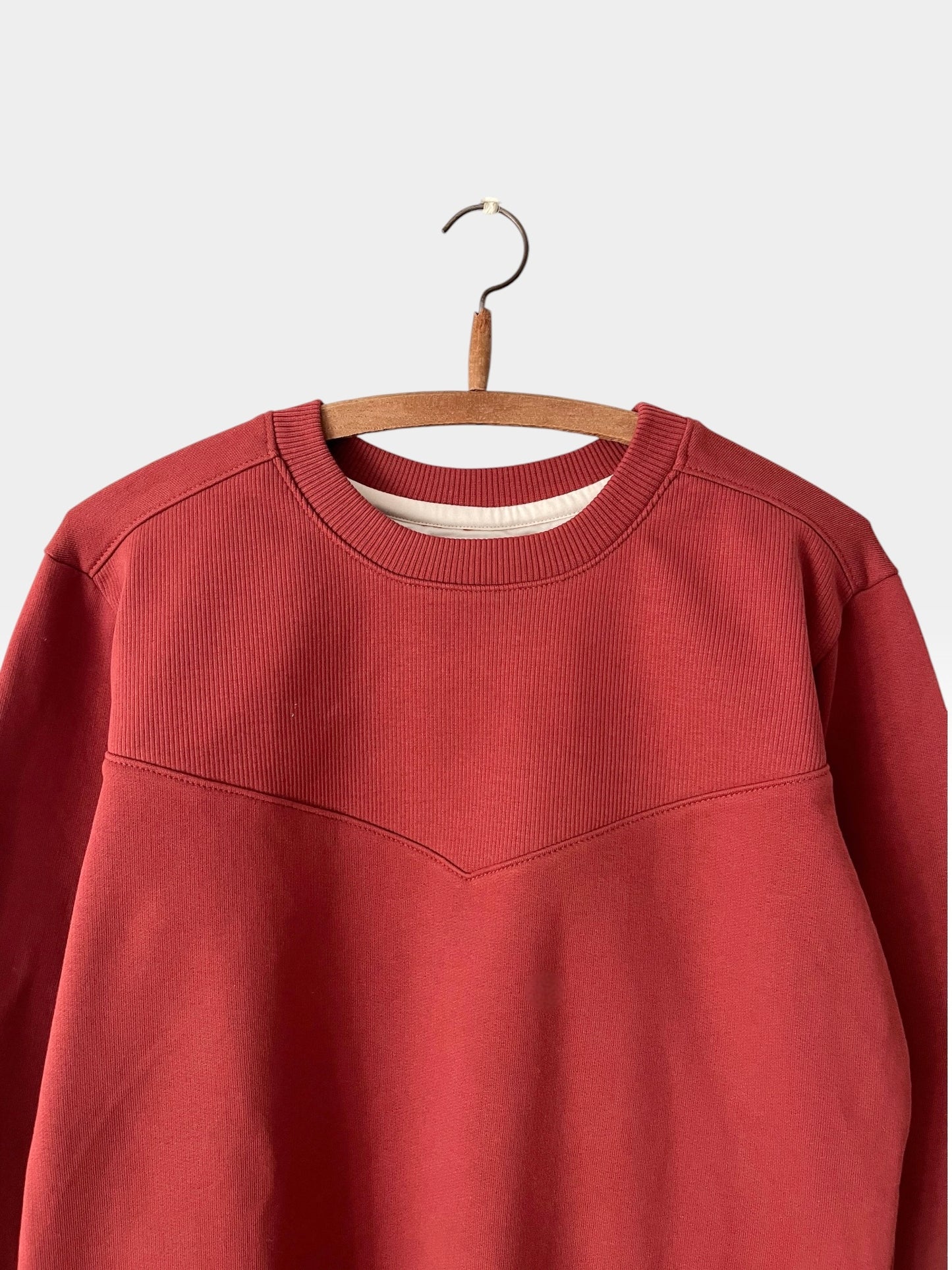 TIDE CREWNECK / RETRO RED / sample