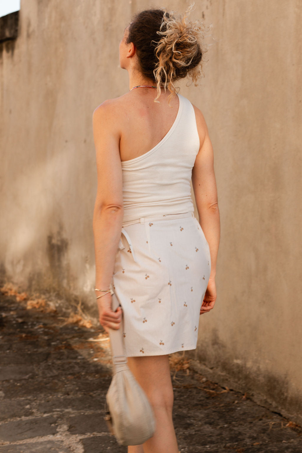 MINI SKIRT / LUMI