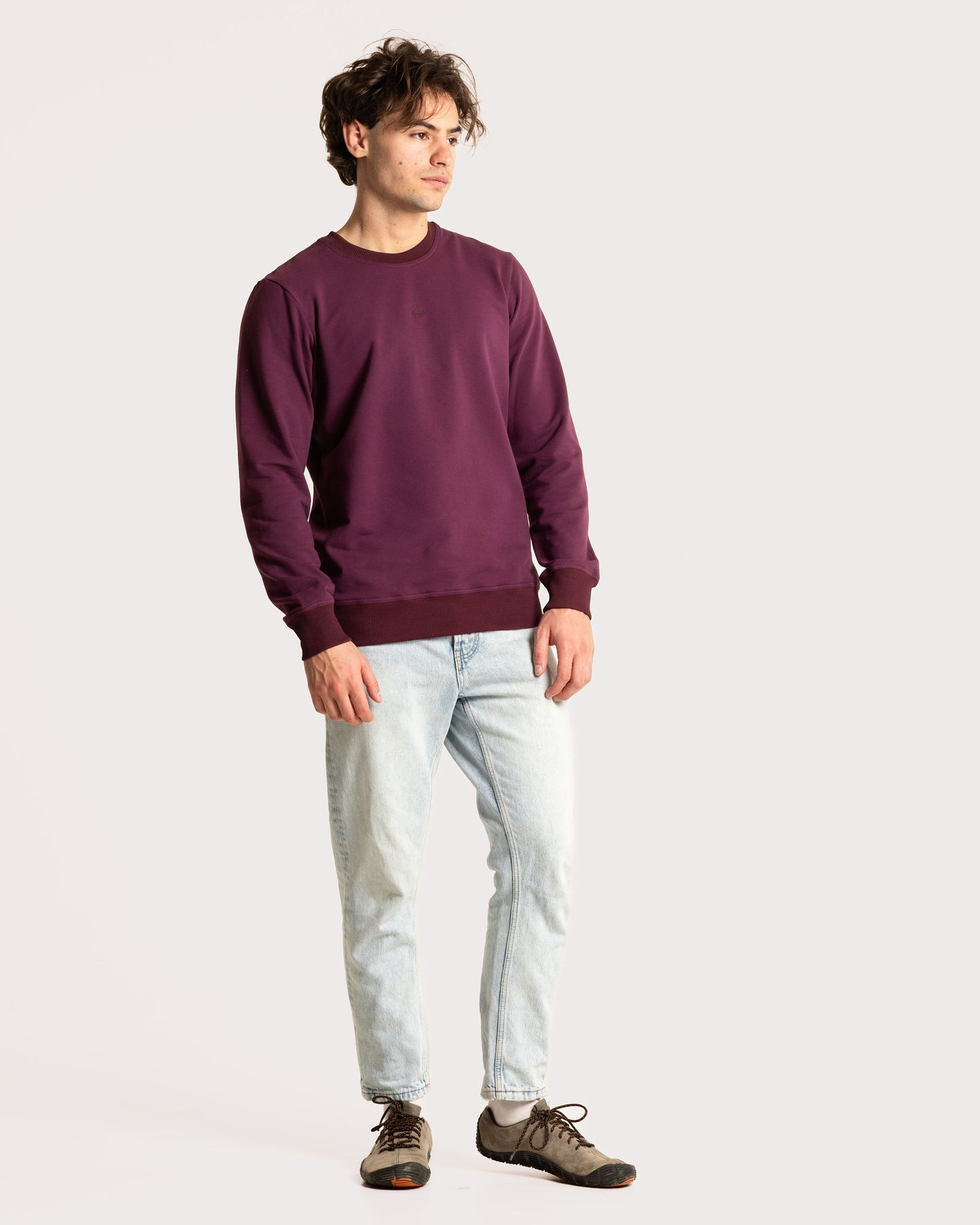 CORE CREWNECK / WINE