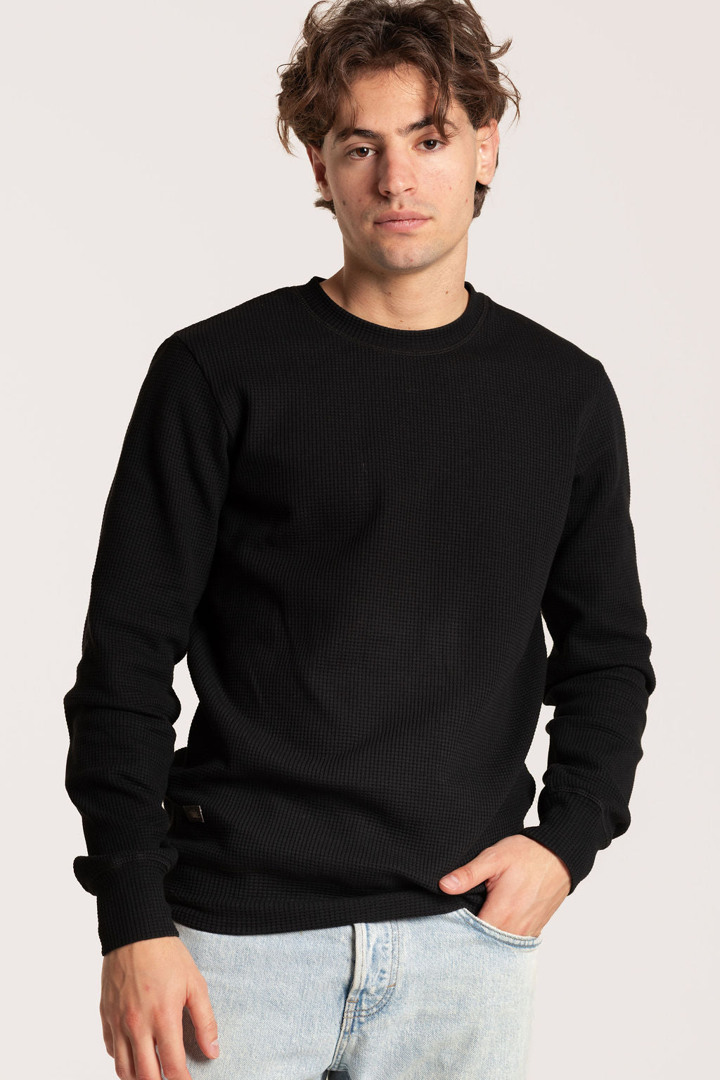HIVE CREWNECK / BLACK