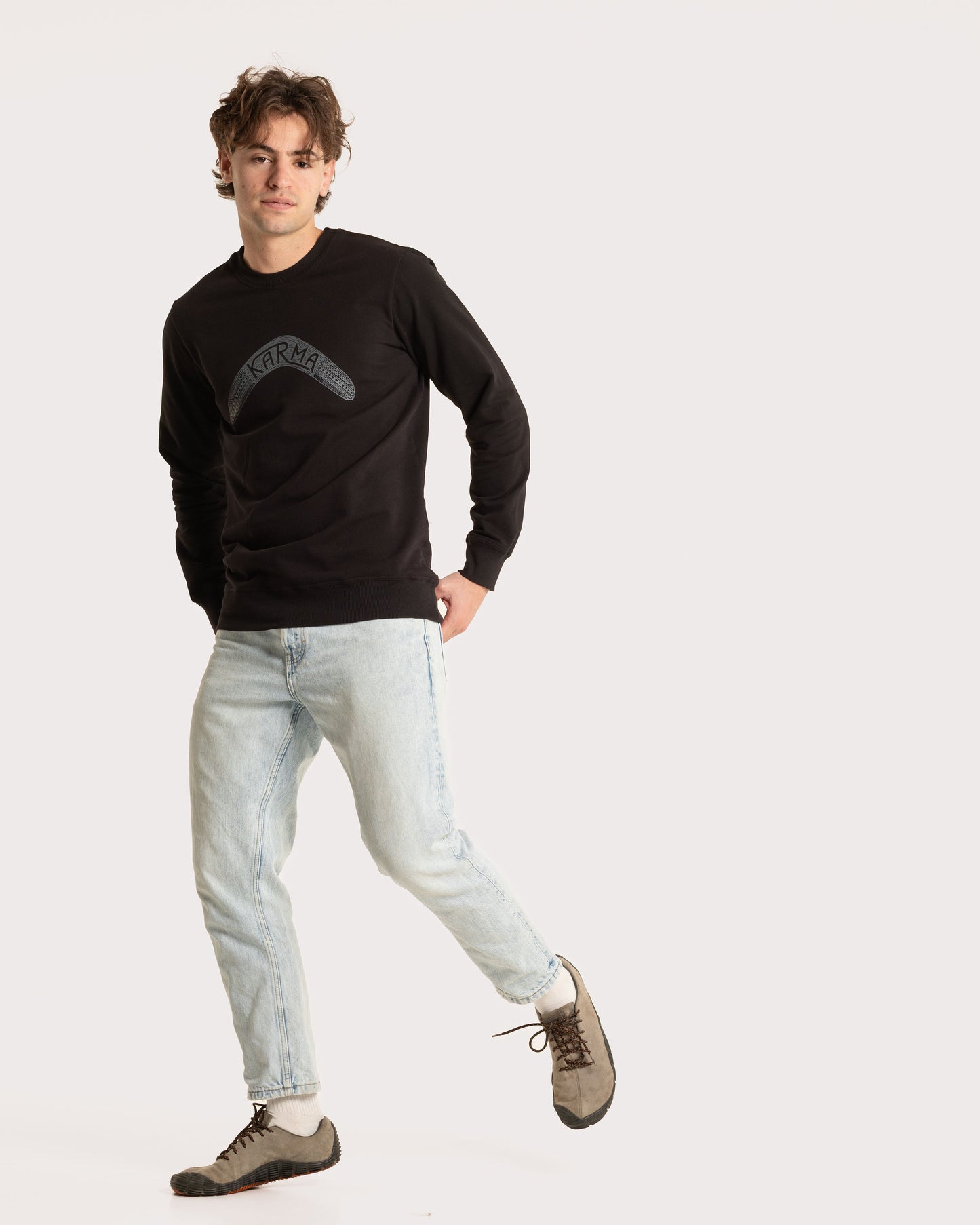 KARMA CREWNECK / BLACK