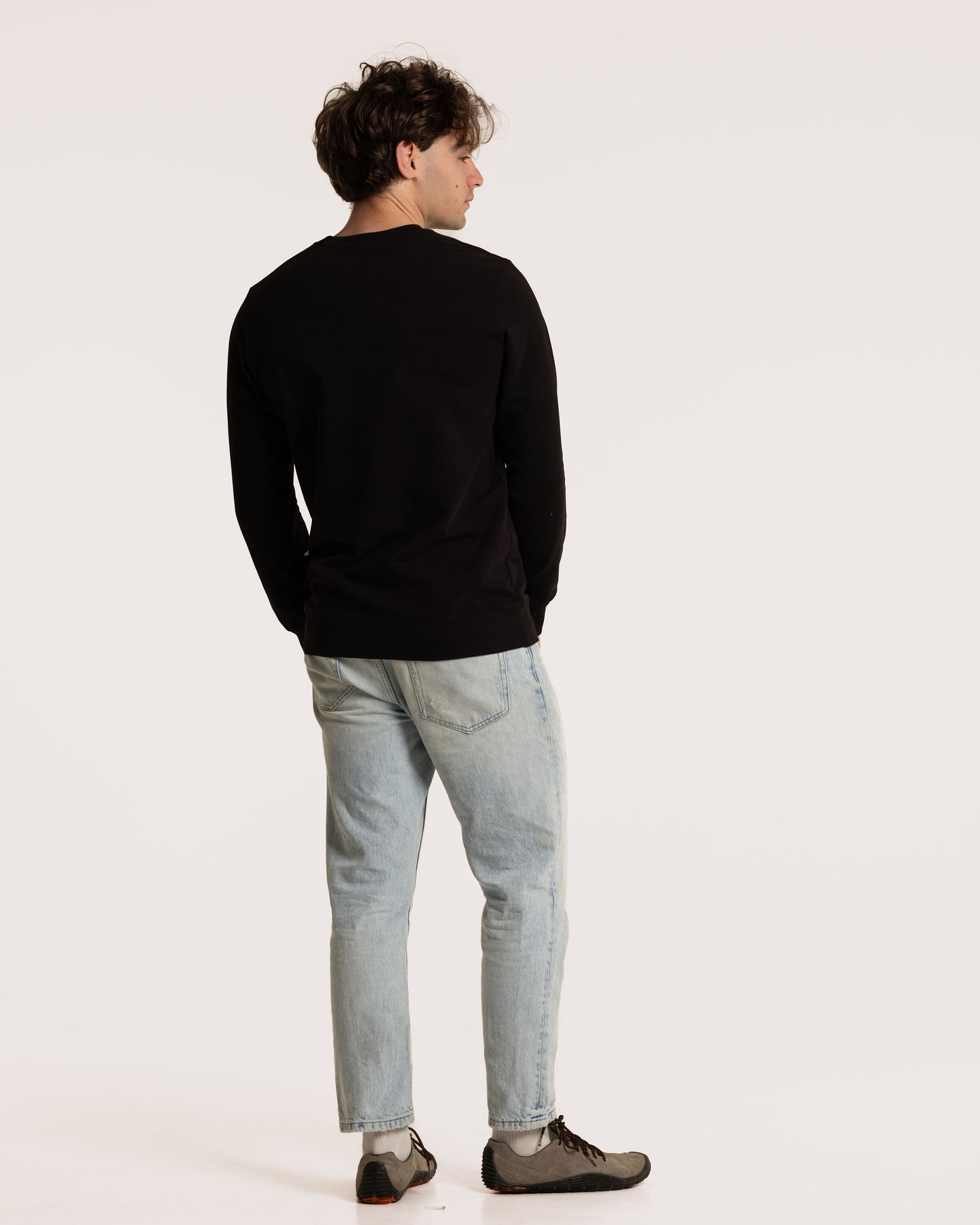 KARMA CREWNECK / BLACK
