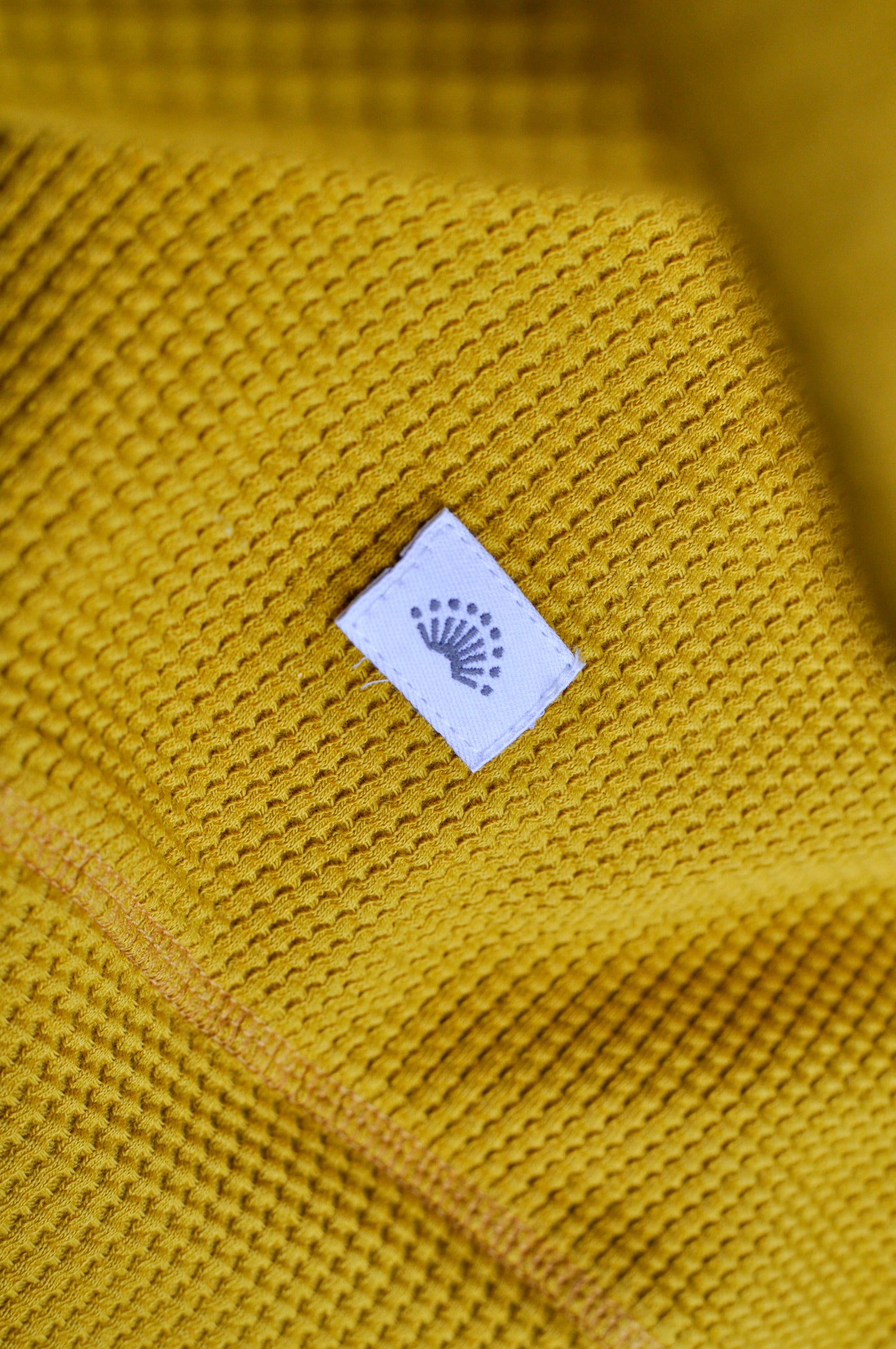 HIVE TUBE NECK SWEATSHIRT / MUSTARD