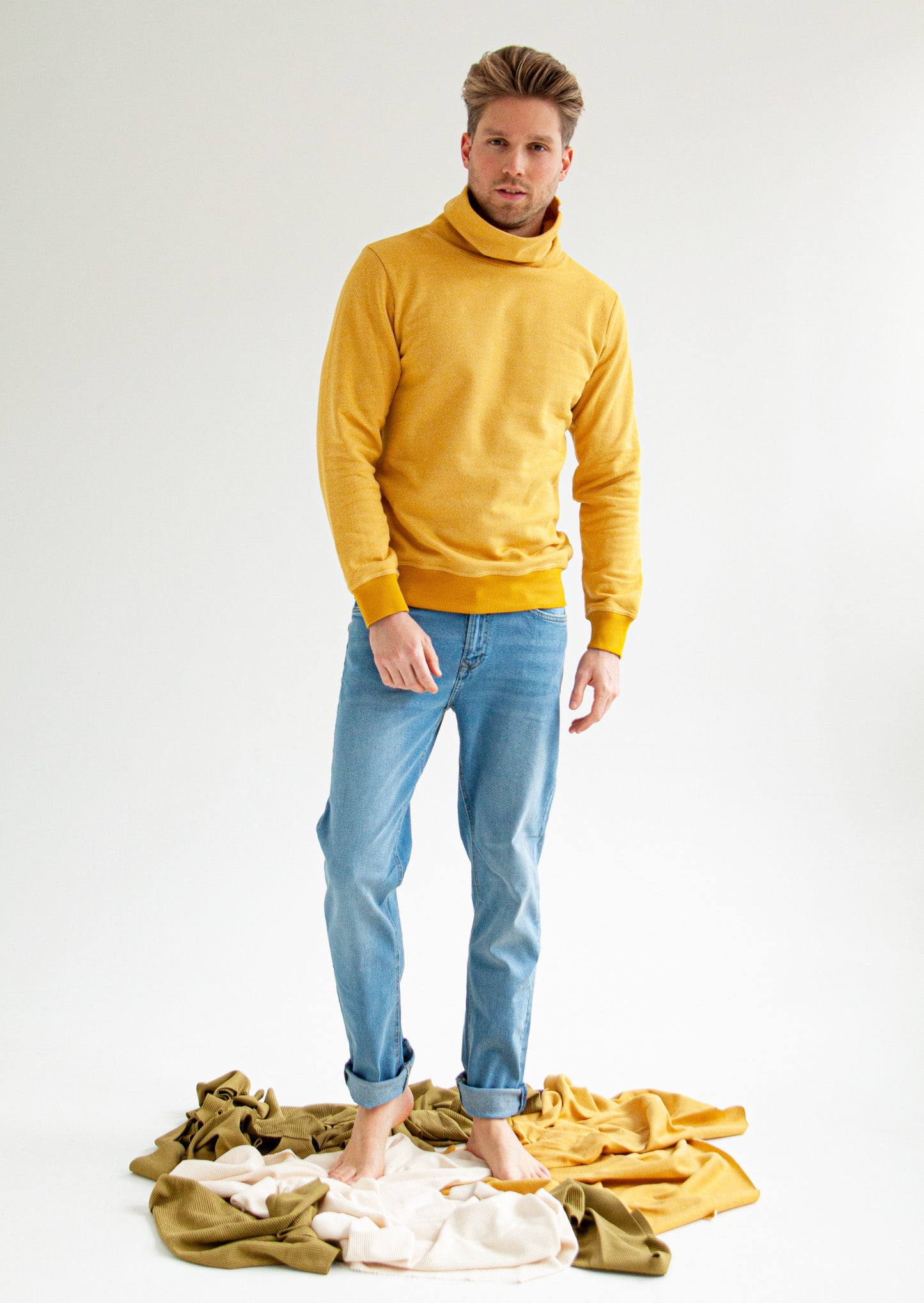 BICOLOR FUNNELNECK / MUSTARD