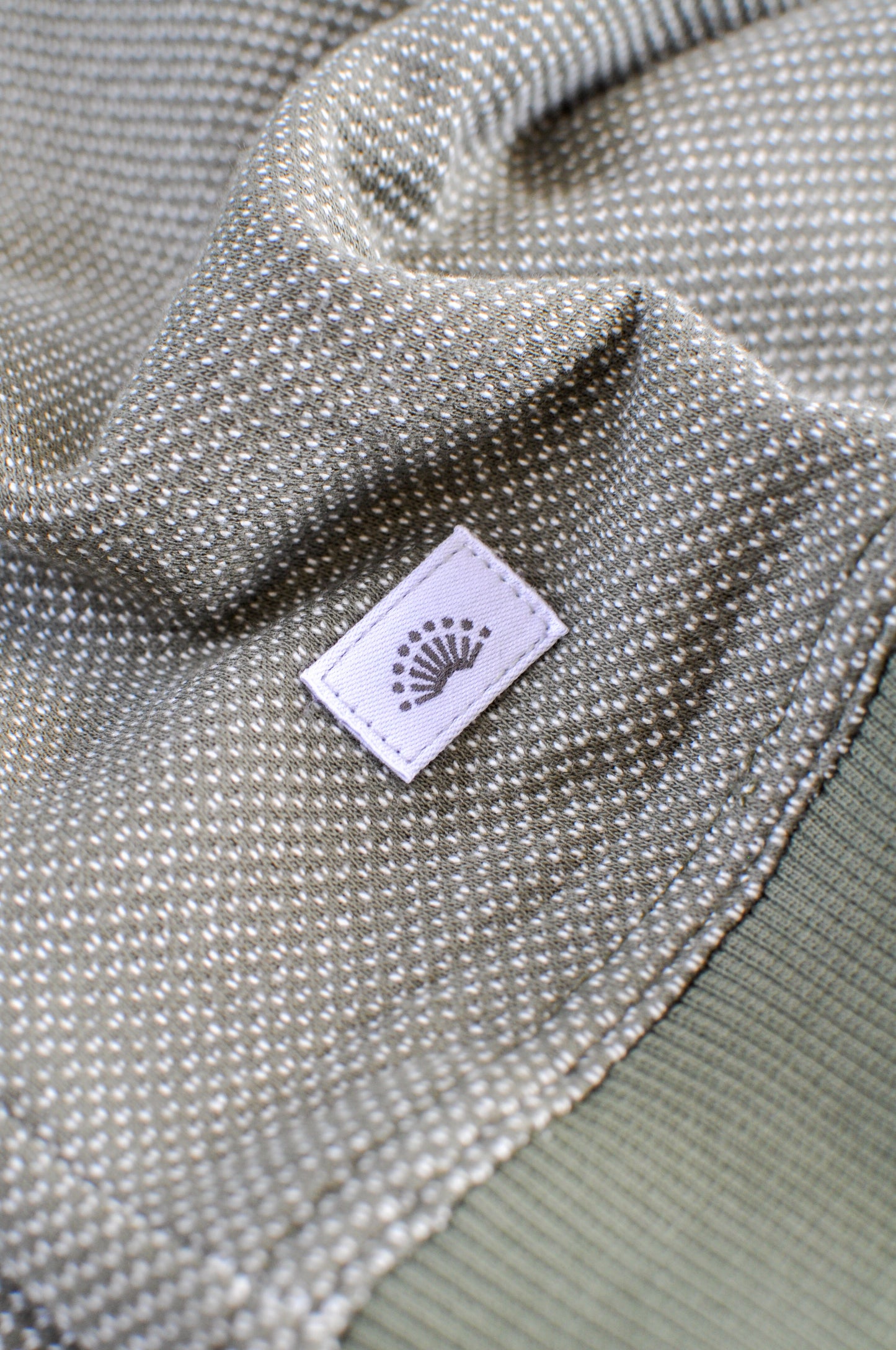 BICOLOR CREWNECK MEN'S / OLIVE