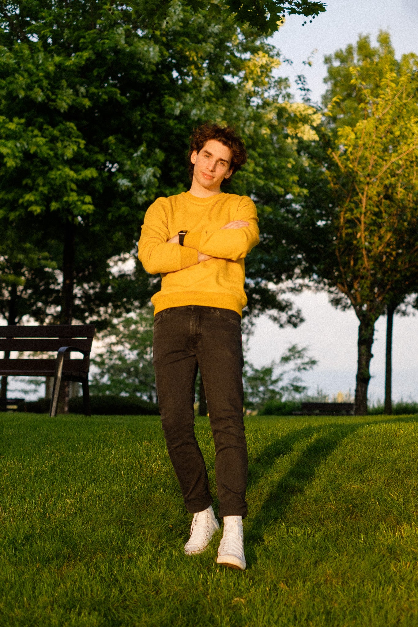 BICOLOR CREWNECK SWEATSHIRT / MUSTARD - Touch Me Not Clothing